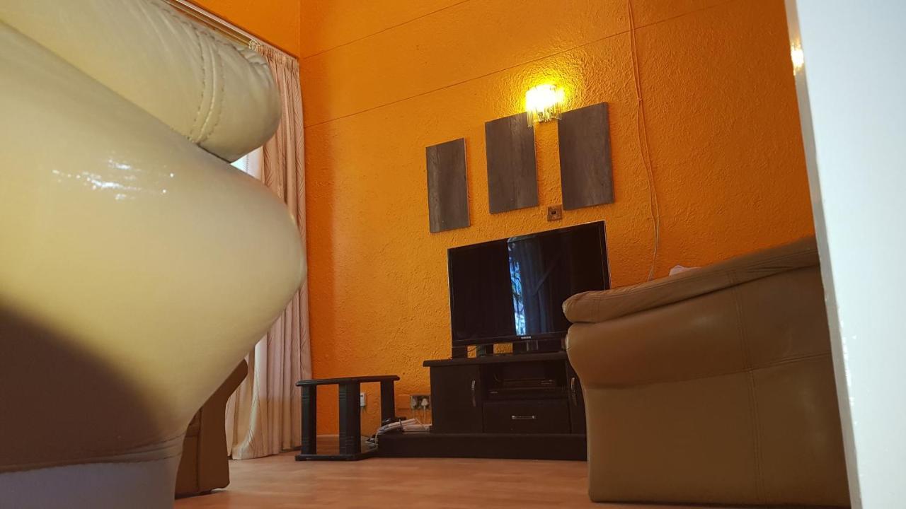 Lolo'S 1Bed Apt-Best Location-2Balconies Harare Exteriér fotografie